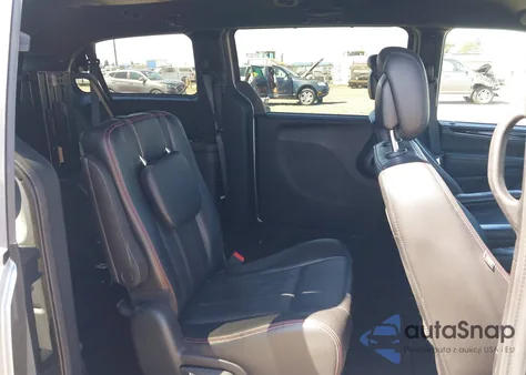 2018 Dodge Grand Caravan Gt z USA, uszkodzony, nr VIN 2C4RDGEG5JR220199